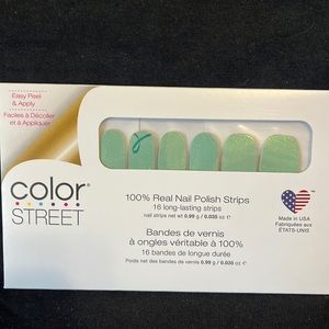 3/$10 - Color Street Nail Strips